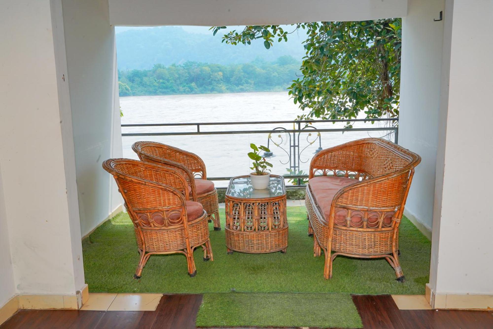 The Naga Rishikesh Hotel Bagian luar foto